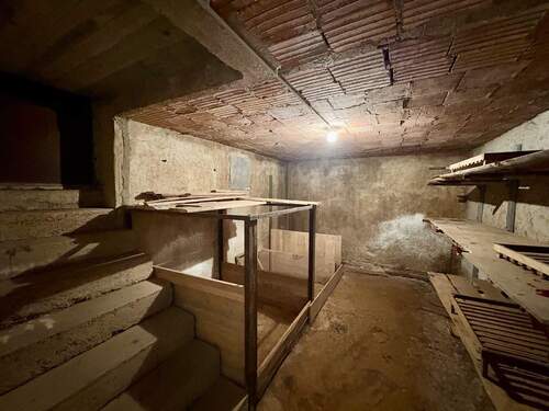 Keller mit Naturboden - 