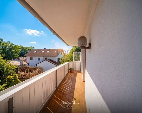 Balkon 1. OG - Großzügige 4-Zimmer-Wohnung mit sonnigem Balkon
