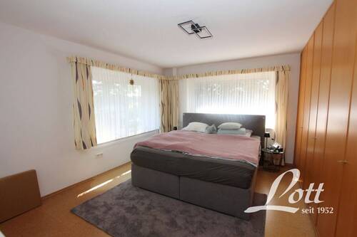 Schlafzimmer im Erdgeschoss - 