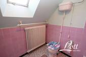 Badezimmer im Dachgeschoss - 