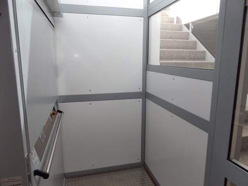 Personenaufzug zur Dachterrasse - 