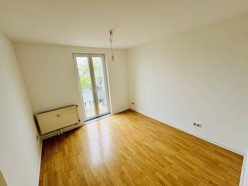 Zimmer 2 - 2 Zimmer Etagenwohnung zum Kaufen in Berlin