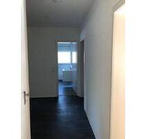 Gepflegte 3 Zimmer-Wohnung, Küche,Abstellkammer,Bad - Duisburg Hochheide