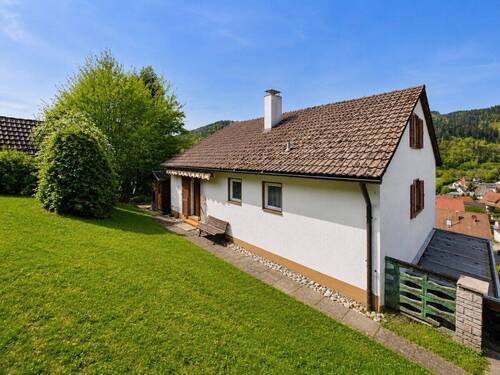 Gartenansicht - Einfamilienhaus mit 130,00 m&sup2; in Schiltach zum Kaufen