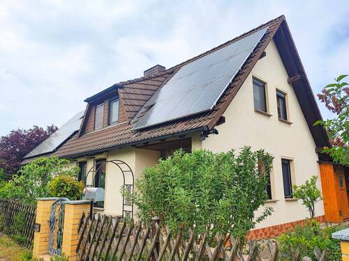 Satteldach mit Gaube - 
