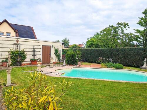 Garten mit Pool - 