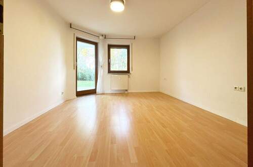 Schlafzimmer, Blick 1 - 