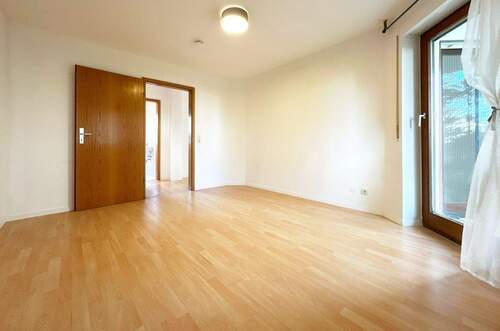 Schlafzimmer, Blick 2 - 