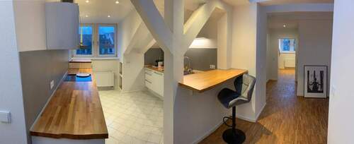 Küche mit Einbauküche - Etagenwohnung mit 113,00 m² in Leipzig zur Miete