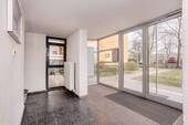 Eingangsbereich Hausflur - 3 Zimmer Etagenwohnung zum Kaufen in Berlin