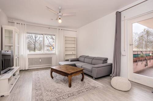 Wohnzimmer - 3 Zimmer Etagenwohnung in Berlin