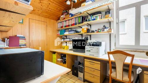 Büro 1 - 