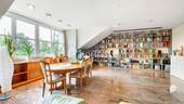 Wohnzimmer 3 - 4 Zimmer Etagenwohnung zum Kaufen in Augsburg