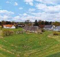 Reihenhaus mit 3 WE - Bauvorbescheid für 2 EFH - leerstehend - Deyelsdorf Fäsekow