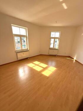 Wohnzimmer - Helles 2 Zimmer Appartment im Denkmalschutzobjekt