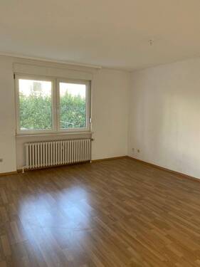 T7 Wohnzimmer - 3 Zimmer Etagenwohnung zur Miete in Minden
