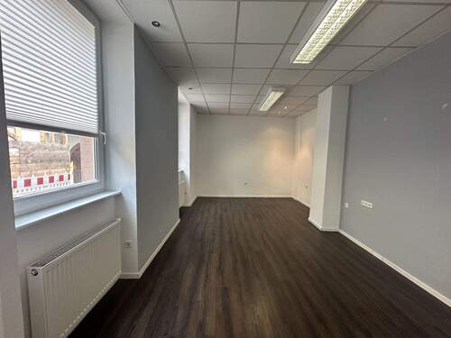 Büroraum - 2 Zimmer Gewerbeobjekt (Büro, Produktion, Verkauf) zur Miete in Neustadt an der Weinstraße