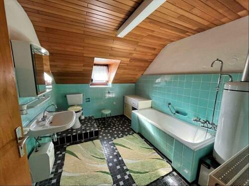 Bad Dachgeschoss - 