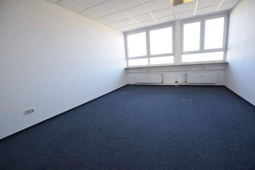 Bild 4 - Halle in Mannheim / Käfertal zur Miete