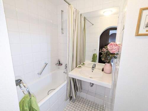 Gäste-WC (Teilansicht) - 