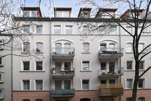 Weitere Aussenansicht/ Straßenseite - 