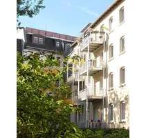 Vorderer Westen Bebelplatz... 4-Zimmer-Altbauwohnung mit Balkon - Kassel