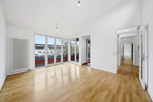 Bild 2 - 5 Zimmer Etagenwohnung zum Kaufen in Berlin