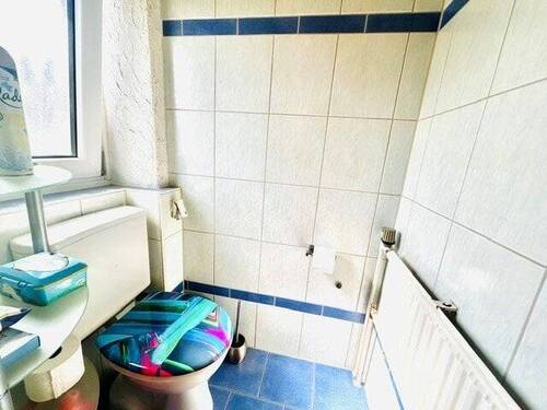WC - 