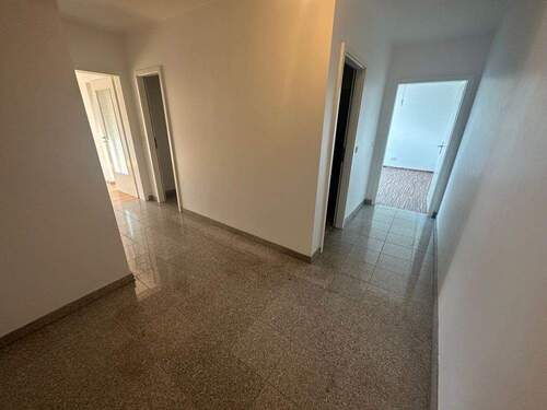 Diele - 2 Zimmer Etagenwohnung in Mannheim / Neckarau