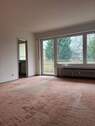 Wohnzimmer - Wohnung in Düsseldorf - 195.000,00&nbsp;EUR Kaufpreis, ca.&nbsp; 50,00&nbsp;m&sup2;&nbsp;Wohnfl&auml;che