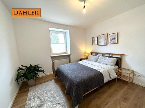Schlafzimmer - 2 Zimmer Etagenwohnung zum Kaufen in Augsburg / Pfersee