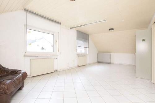 Wohn-/ Schlafzimmer Dachgeschoss (II) - 