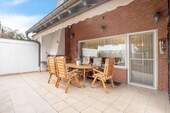 Terrasse mit Außenkamin (II) - 