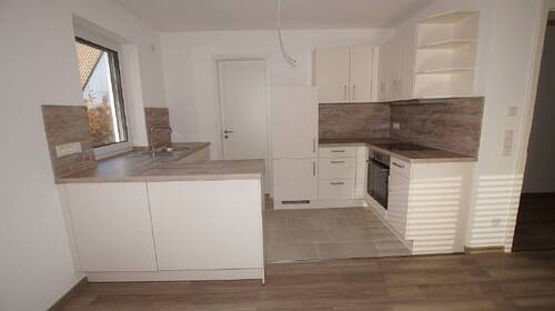 Küche - Etagenwohnung mit 76,30 m&sup2; in Straubing zur Miete