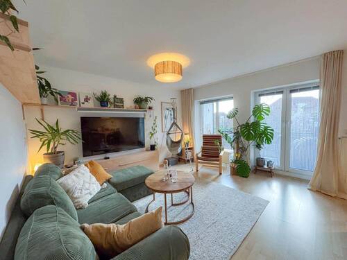 Wohnzimmer I - 3 Zimmer Etagenwohnung in Lüneburg