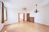 Mit Potenzial - Mehrfamilienhaus, Wohnhaus mit 290,50 m&sup2; in Backnang zum Kaufen