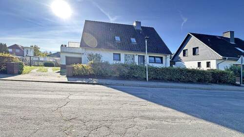 Bild 3 - 5 Zimmer Mehrfamilienhaus, Wohnhaus in Ammersbek