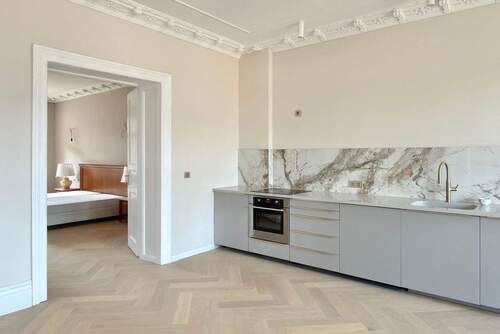 Moderne Küche - Baugleiche Musterwohnung - 4 Zimmer Etagenwohnung zur Miete in Görlitz