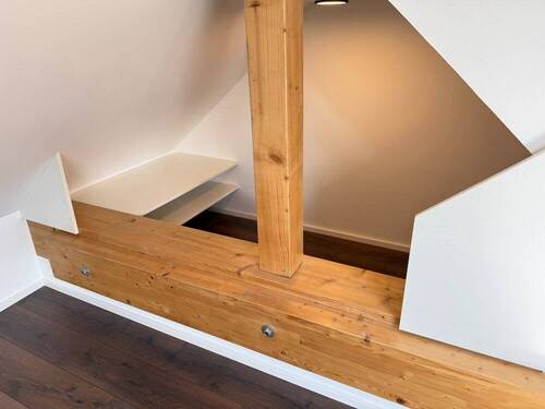 Praktischer Stauraum im Dachstudio - 