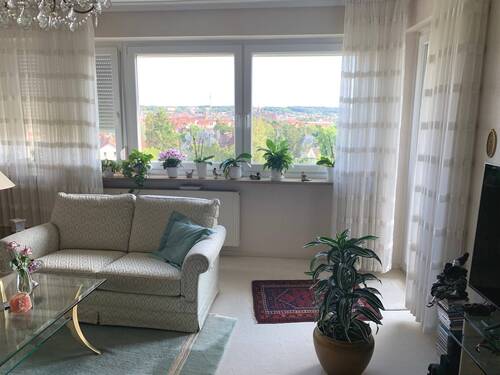 Wohnzimmer I.jpg - Helle 2-Zimmer-Wohnung in Ansbach mit Ausblick