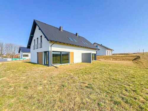 Garten - Doppelhaushälfte mit 149,90 m&sup2; in Lubniewice zum Kaufen