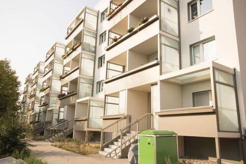 Straßenansicht - Etagenwohnung mit 56,90 m&sup2; in Halle (Saale) zur Miete