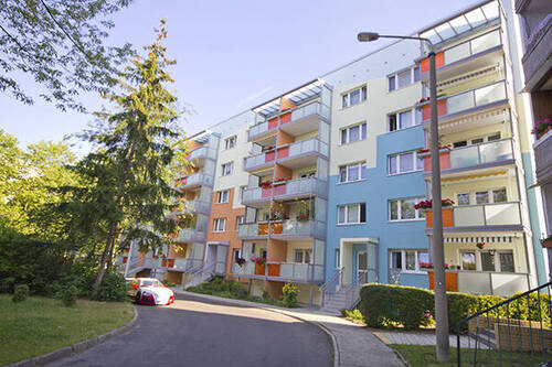 Ansicht vorn - In der Herrichtung! 3-Raumwohnung im Süden mit Balkon!