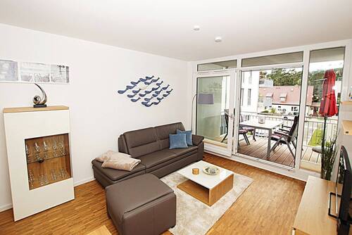 Wohnzimmer - Strandnah & stilvoll - neuwertige 2 Zi Whg. im Herzen von Binz.