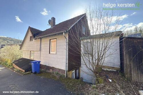 Hausrückseite - 7 Zimmer Einfamilienhaus in Spangenberg