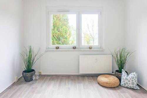 Schlafzimmer Vergleichswohnung - 4 Zimmer Etagenwohnung zur Miete in Chemnitz