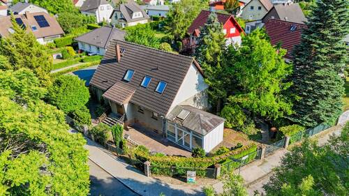 Vogelperspektive - 5 Zimmer Einfamilienhaus zum Kaufen in Berlin / Marzahn