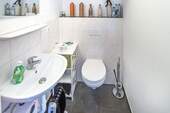 Garten-WC im Nebengebäude - 