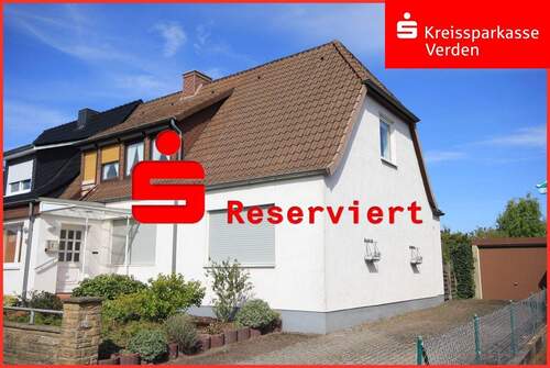 Straßenansicht - ZURZEIT RESERVIERT: Wohnen in ruhiger Lage