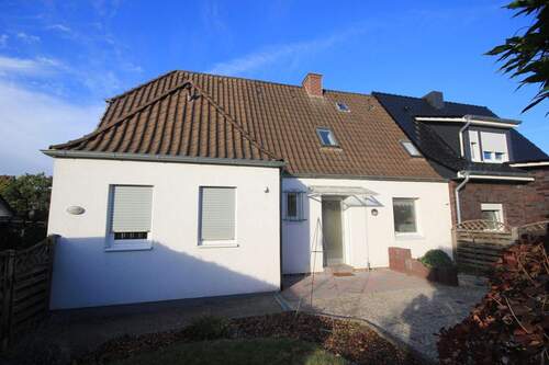 Gartenansicht - 5 Zimmer Doppelhaushälfte in Verden